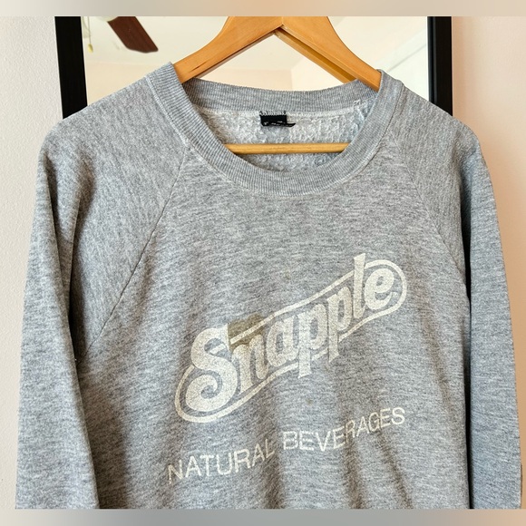 Vintage 80s Snapple crewneck sweater sweatshirt snack drinks Screen Stars Tee - Picture 2 of 15